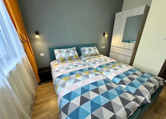 Pine Tree - Charming Apartment